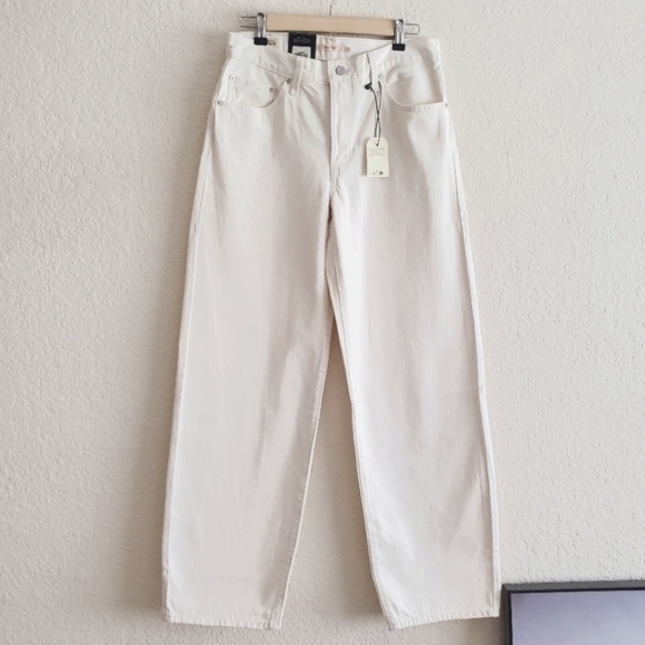 Levi's Baggy Dad Jeans - Picture 6 of 8